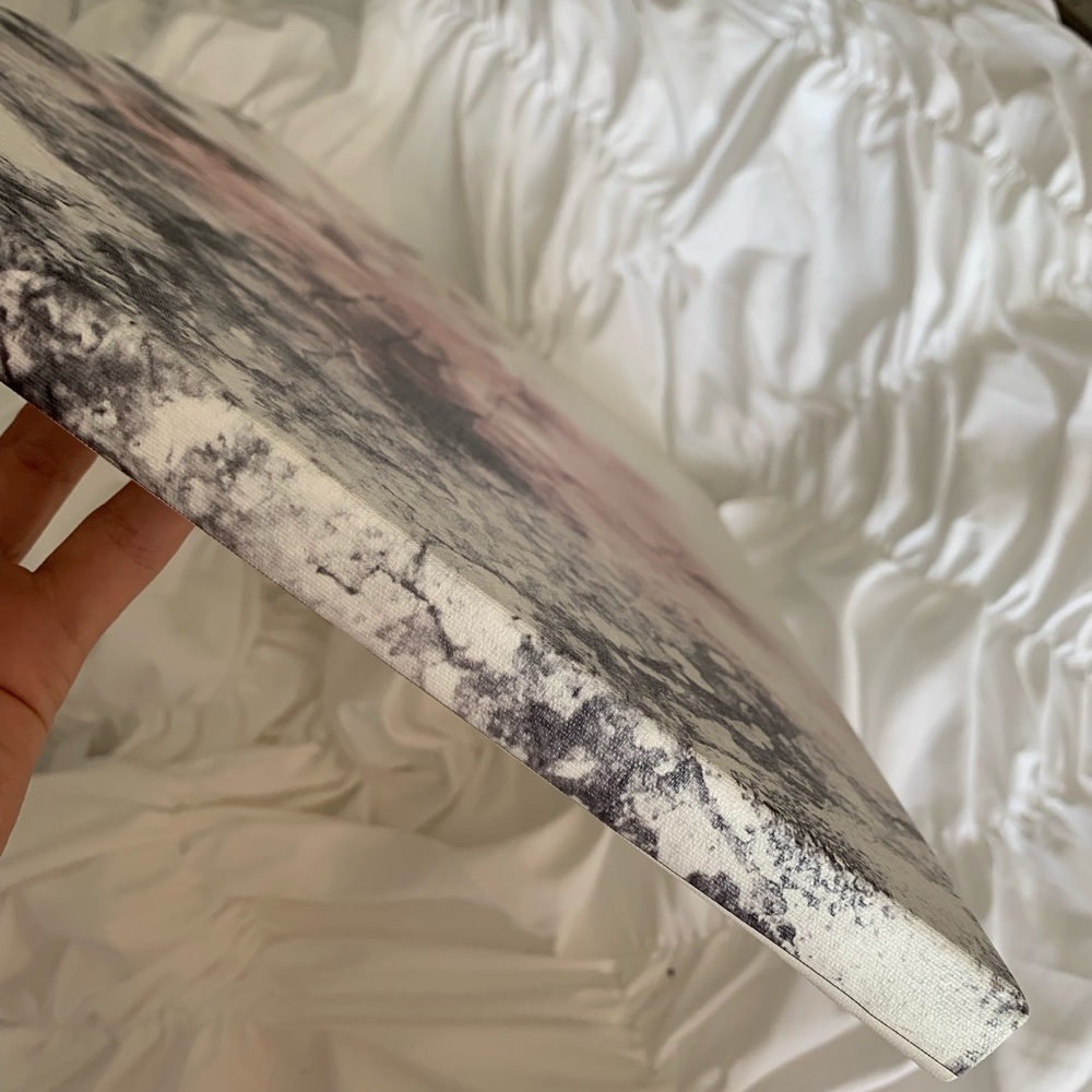 DONATED!•PAINTING• - Picture 6 of 8